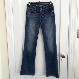 5/$20 America Eagle "favorite boyfriend" cut jeans